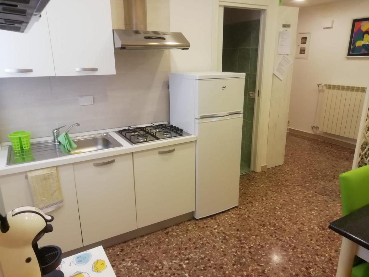 Urbino 33 Rom